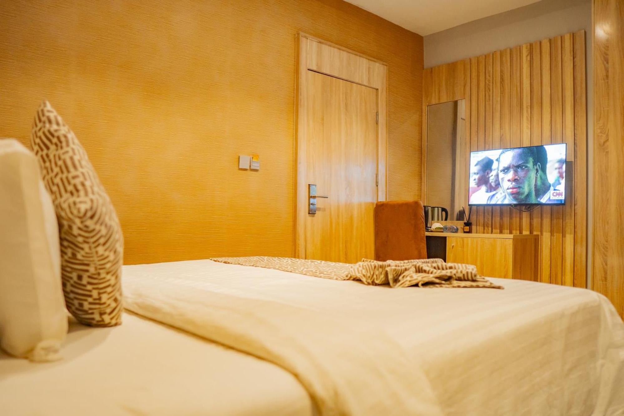 Ojaja Suites By Perennia Akure Zewnętrze zdjęcie